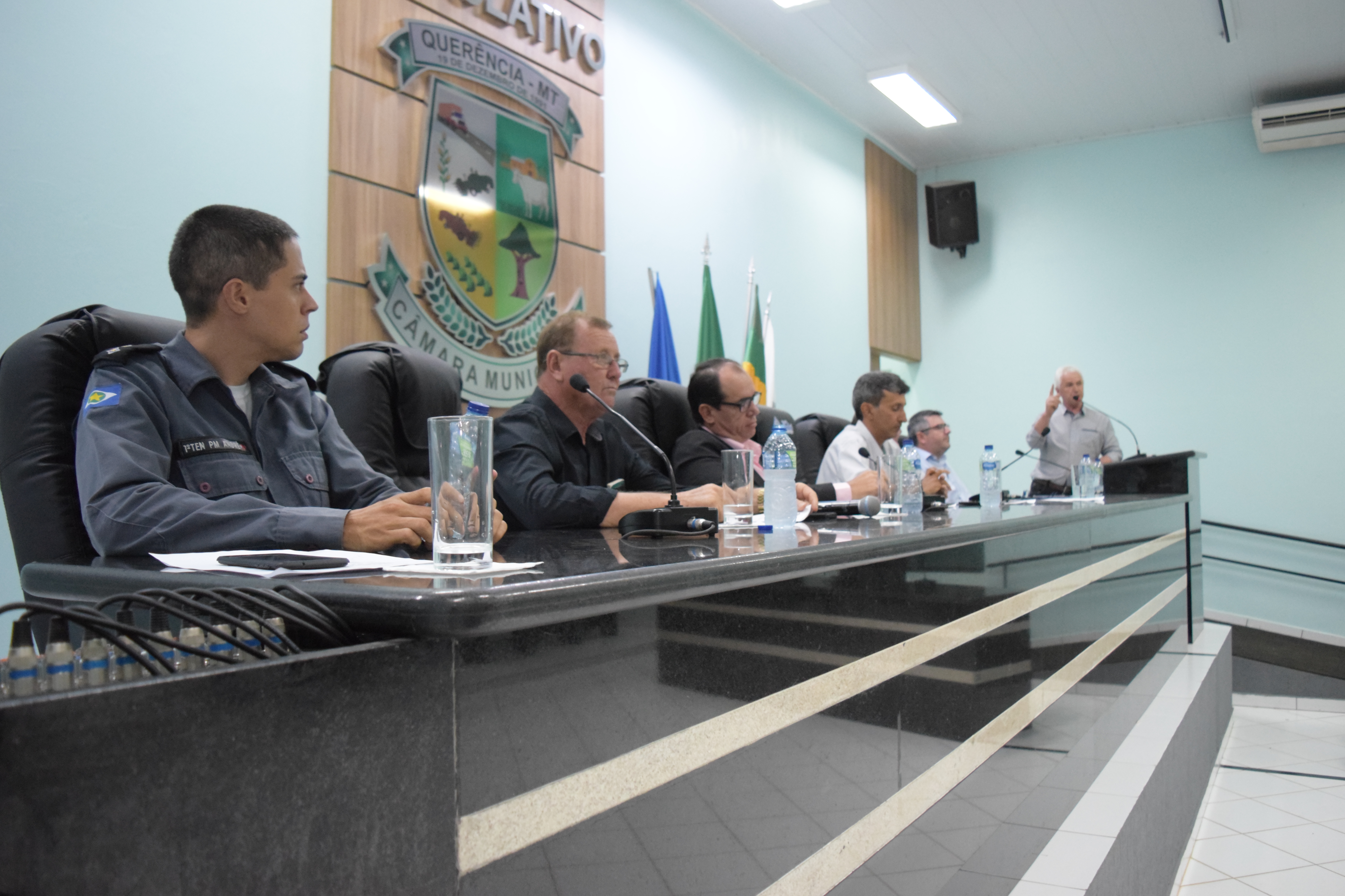 Audiência pública debate novas regras de estacionamento da Avenida Sul.