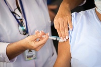 Brasil já vacinou mais de 1 milhão pessoas contra o coronavírus