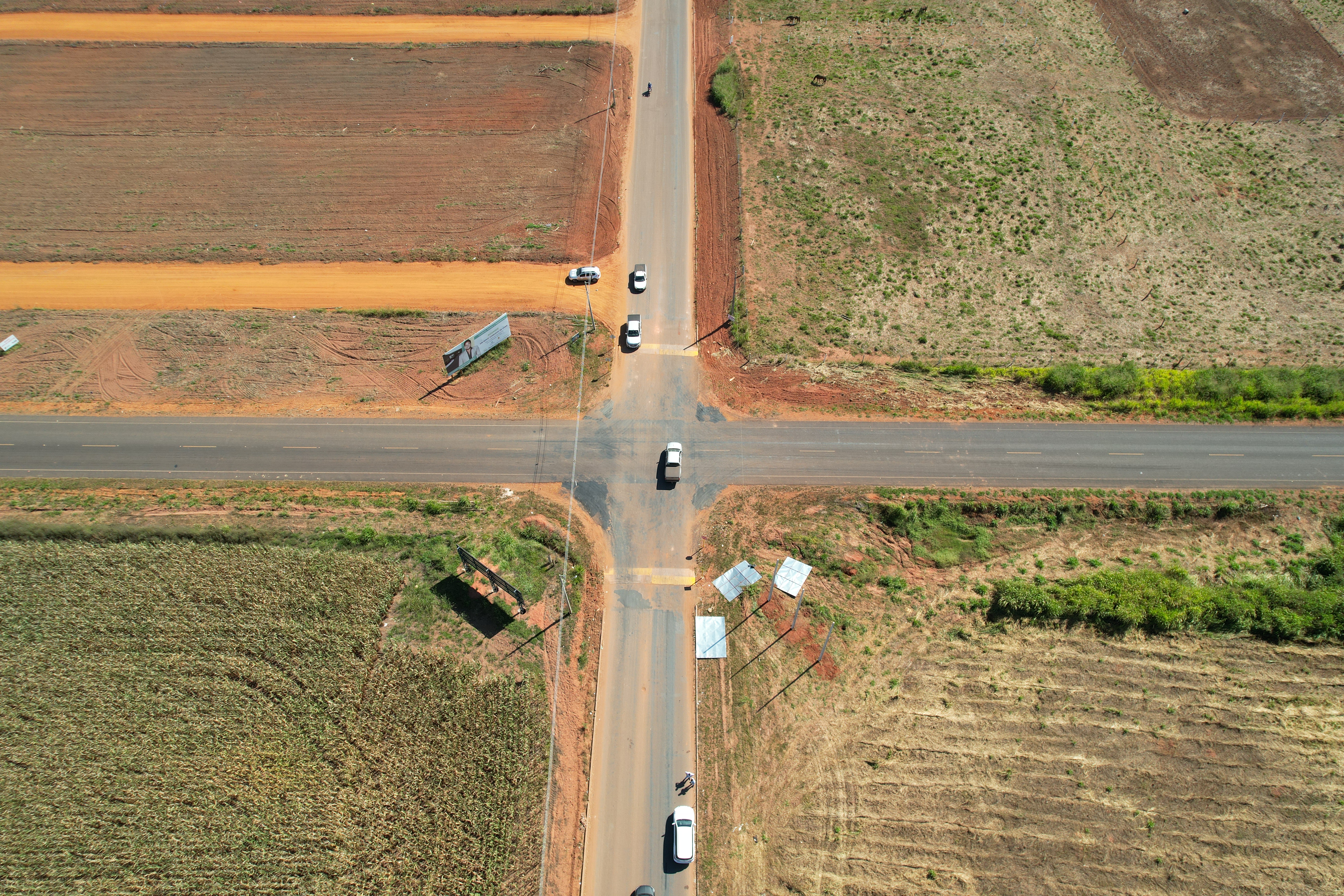 Indicação para instalar um redutor de Velocidade no Anel Viário no cruzamento do Setor Bela Vista