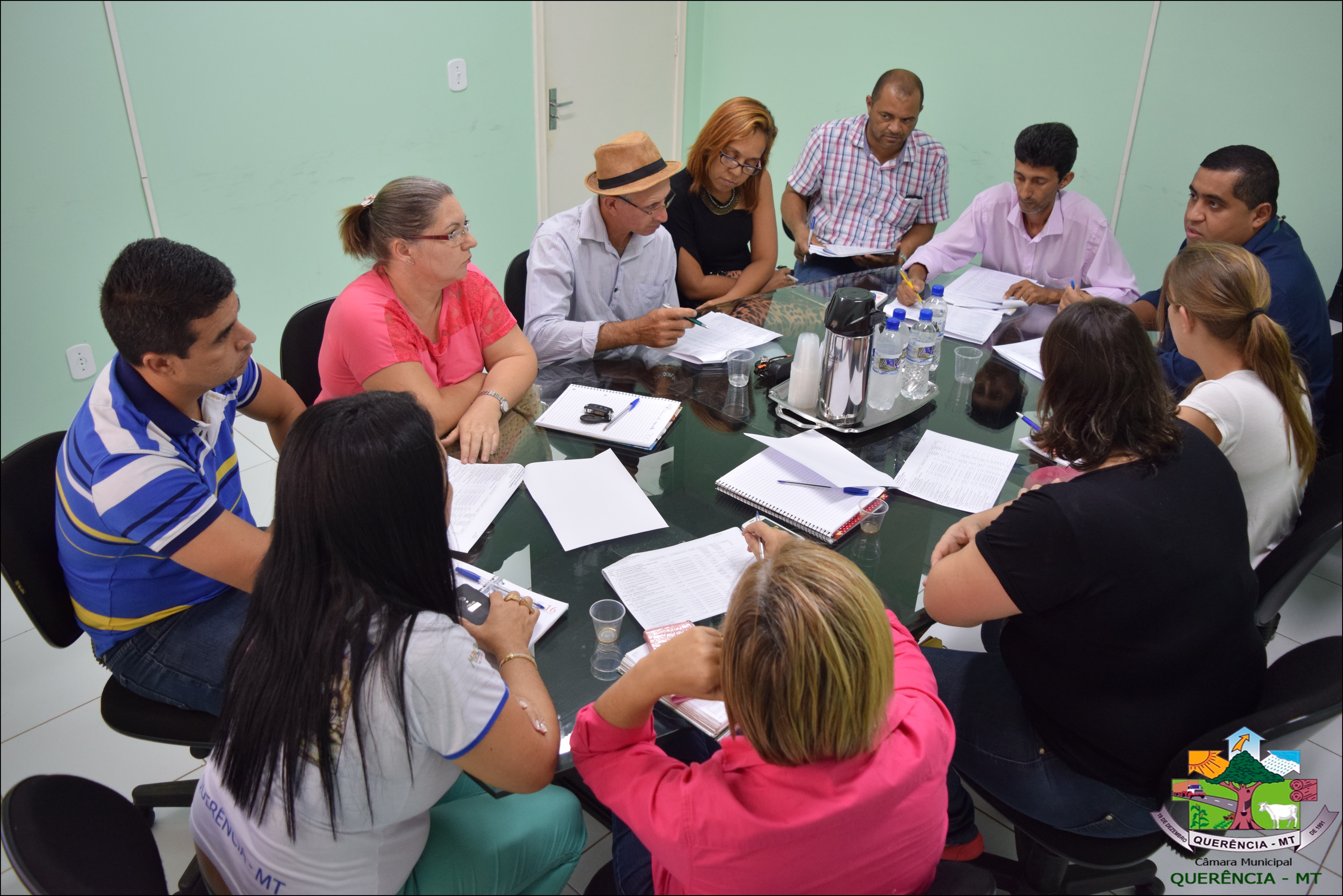 Poder Legislativo se reúne com Secretaria de Educação.