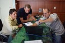 Presidente da câmara Vereador Telmo Brito, juntamente com o Prefeito eleito Fernando Gorgen buscam recursos junto ao Ceasa/MT. Presidente da câmara Vereador Telmo Brito, juntamente com o Prefeito eleito Fernando Gorgen buscam recursos junto ao Ceasa/MT.