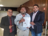 Vereador Jean do Coutinho e engenheiro ambiental Rodrigo Gomes reivindicam melhorias ao município de Querencia.