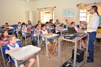 Vereador Luiz Busatto visita Escola Estadual Querência.