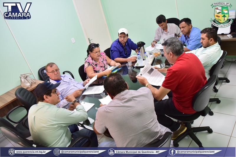 Vereadores discutem pauta da primeira Sessão Ordinária do Mês de Junho.