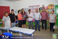 Vereadores visitam Escola Municipal, fiscalizam obras e realiza doação de computador para sala de articulação.